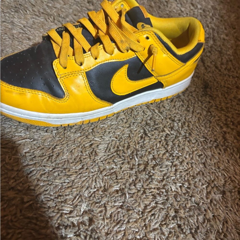Nike Black and Yellow Athletic Shoes